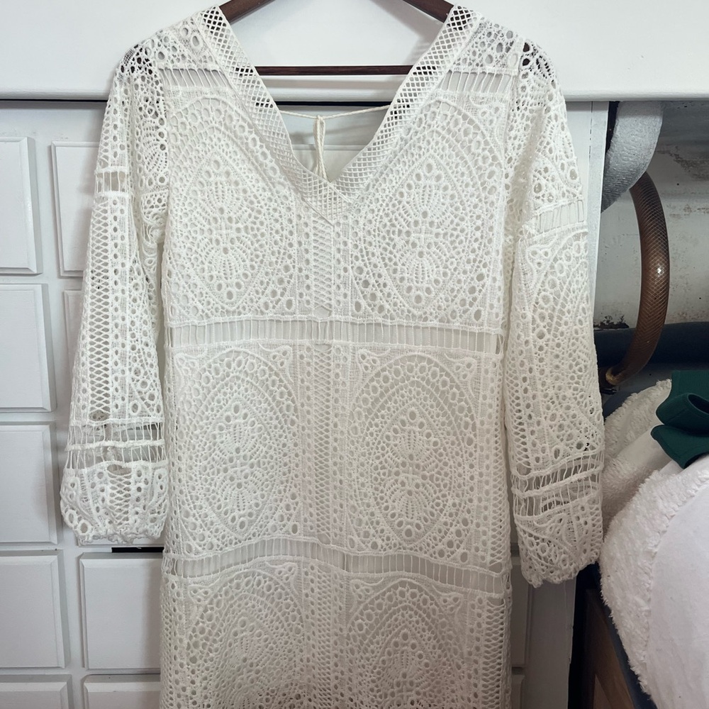 Source Unknown White Crochet Long Sleeve Dress